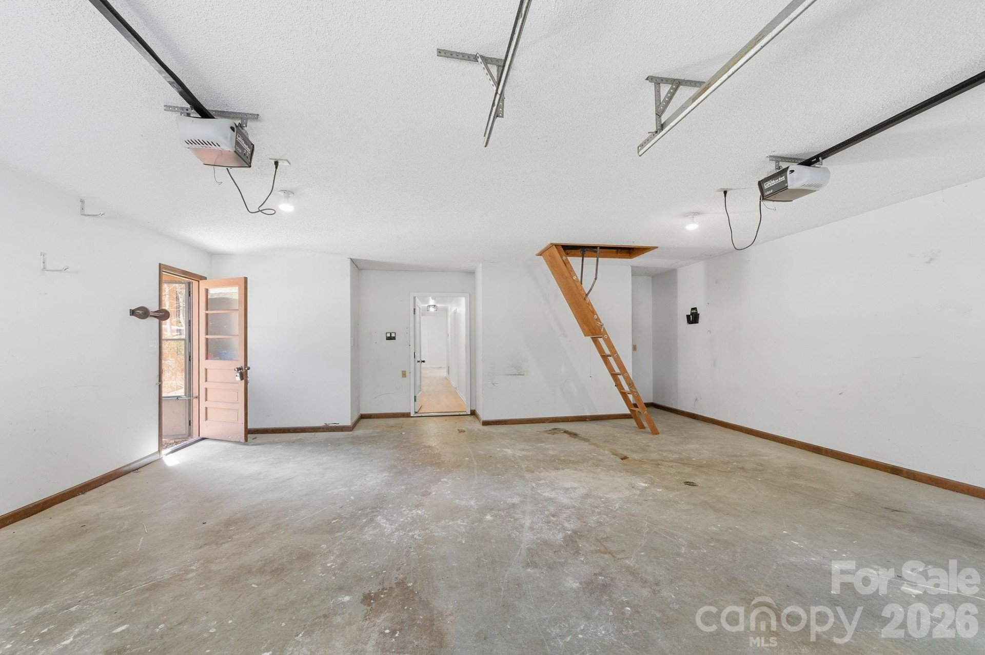 402 Woodfield Drive - Photo 38