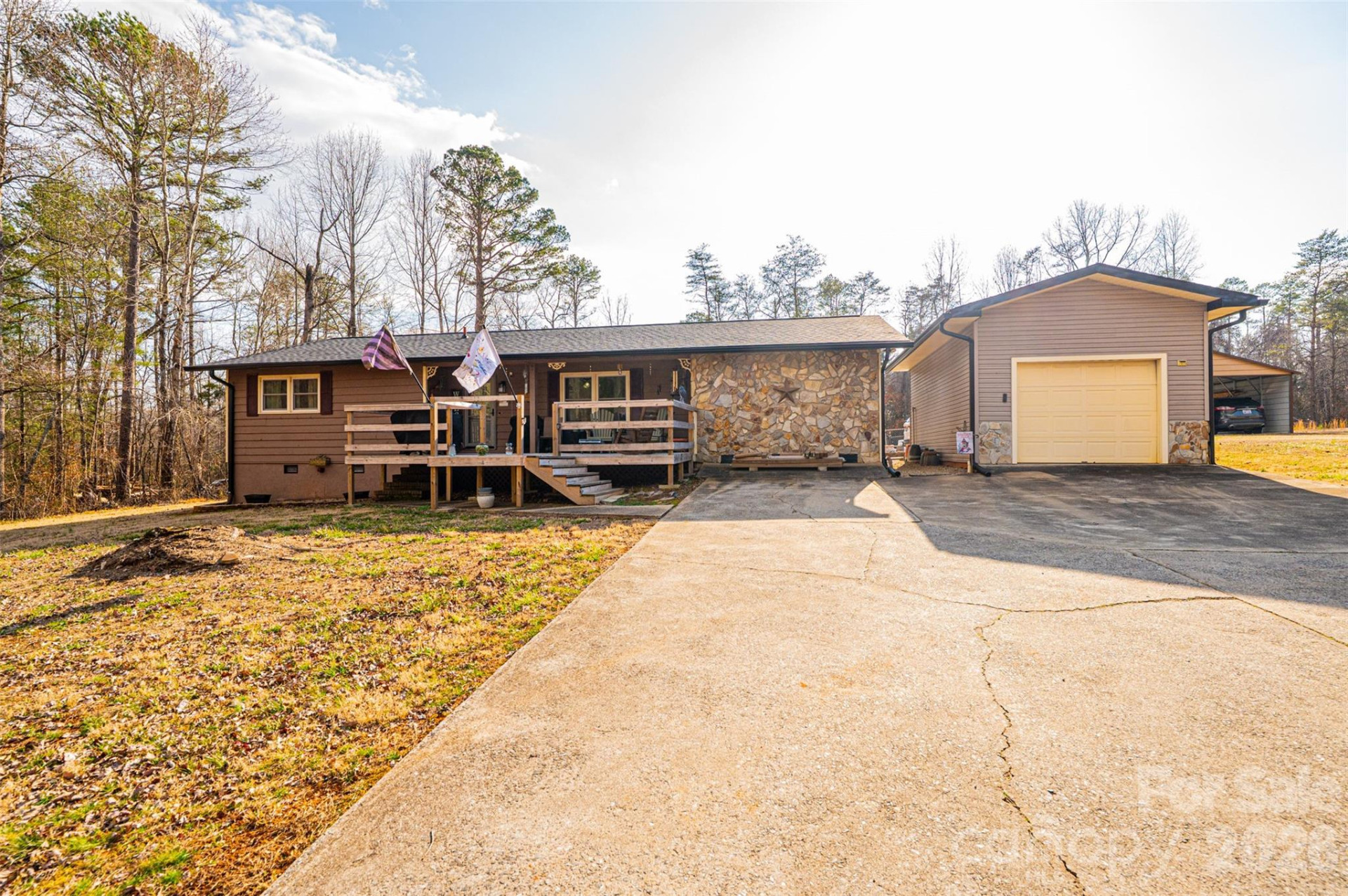 1689 Rock Road - Photo 3