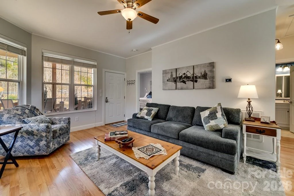 990 Hornet Drive - Photo 12