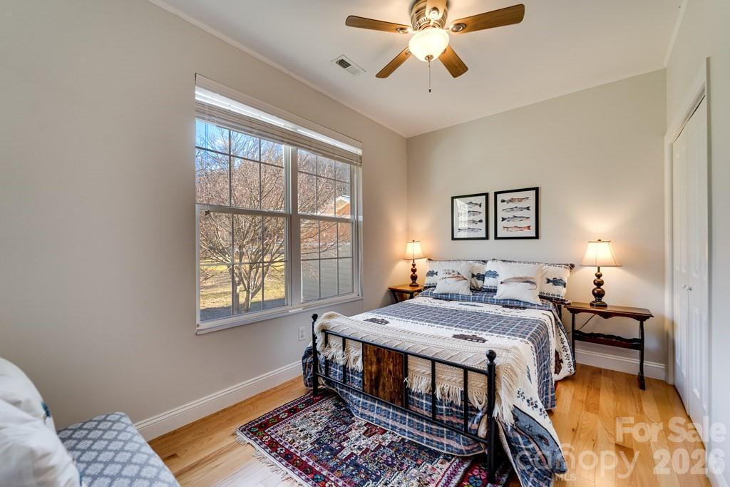 990 Hornet Drive - Photo 17