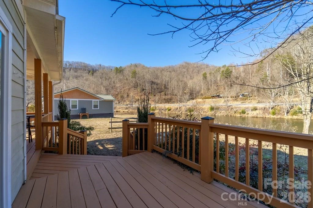 990 Hornet Drive - Photo 21