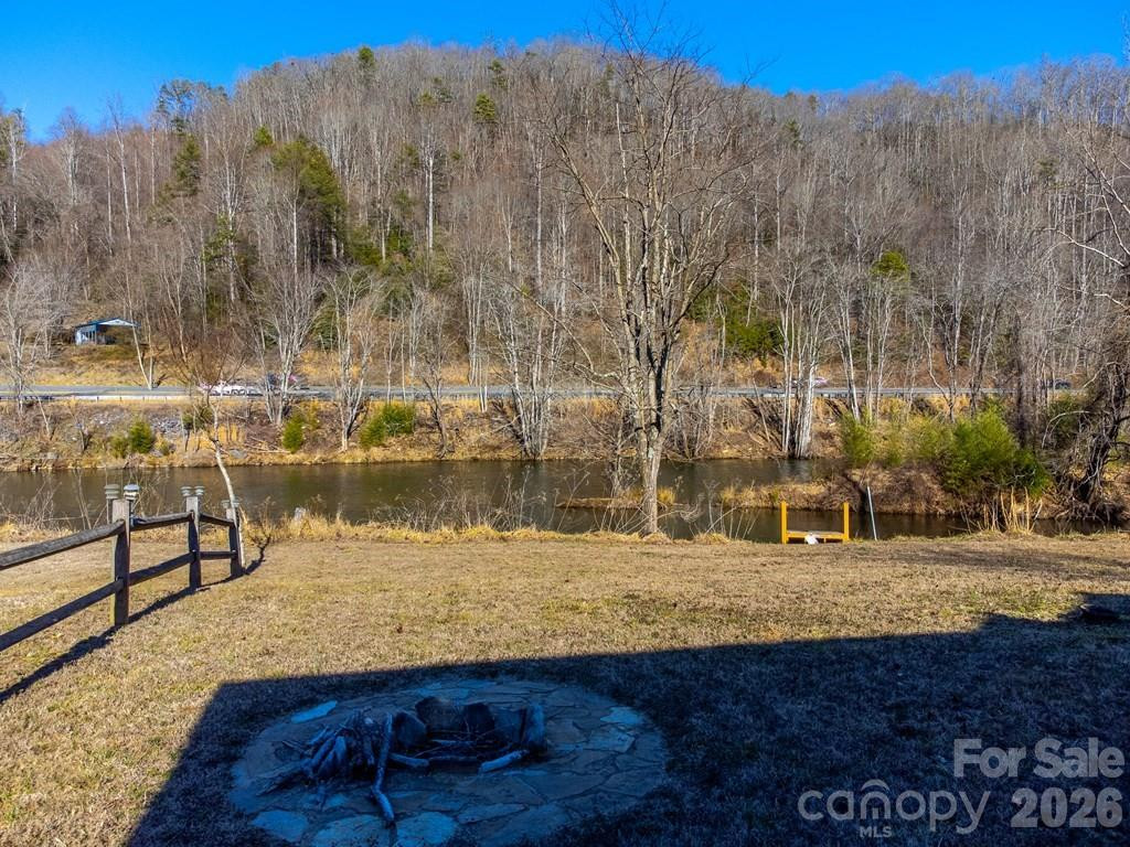 990 Hornet Drive - Photo 25