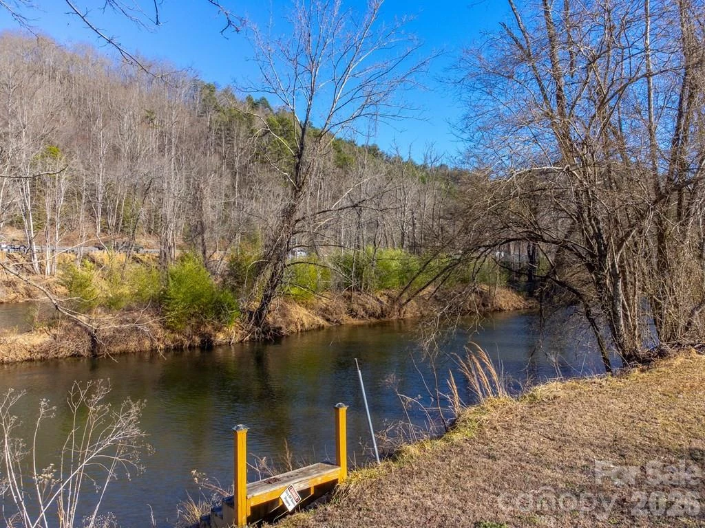 990 Hornet Drive - Photo 27