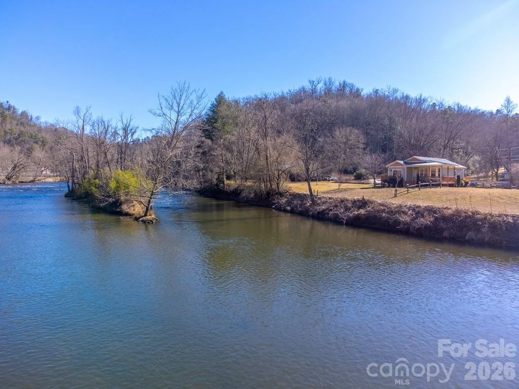 990 Hornet Drive - Photo 29
