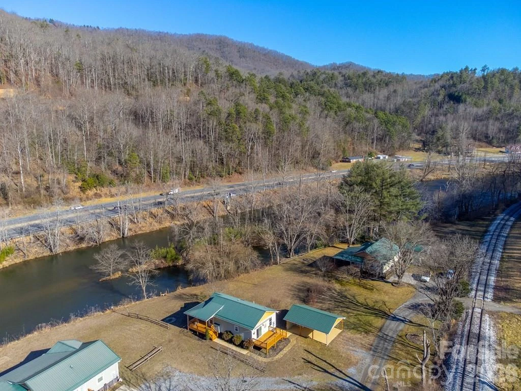 990 Hornet Drive - Photo 30