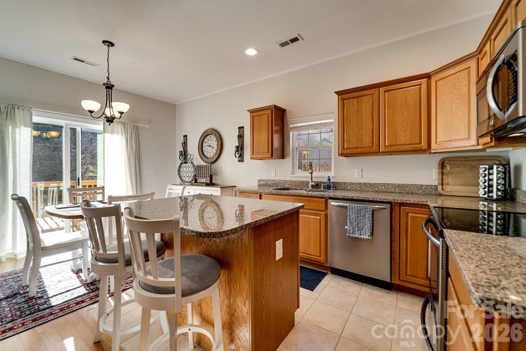 990 Hornet Drive - Photo 9