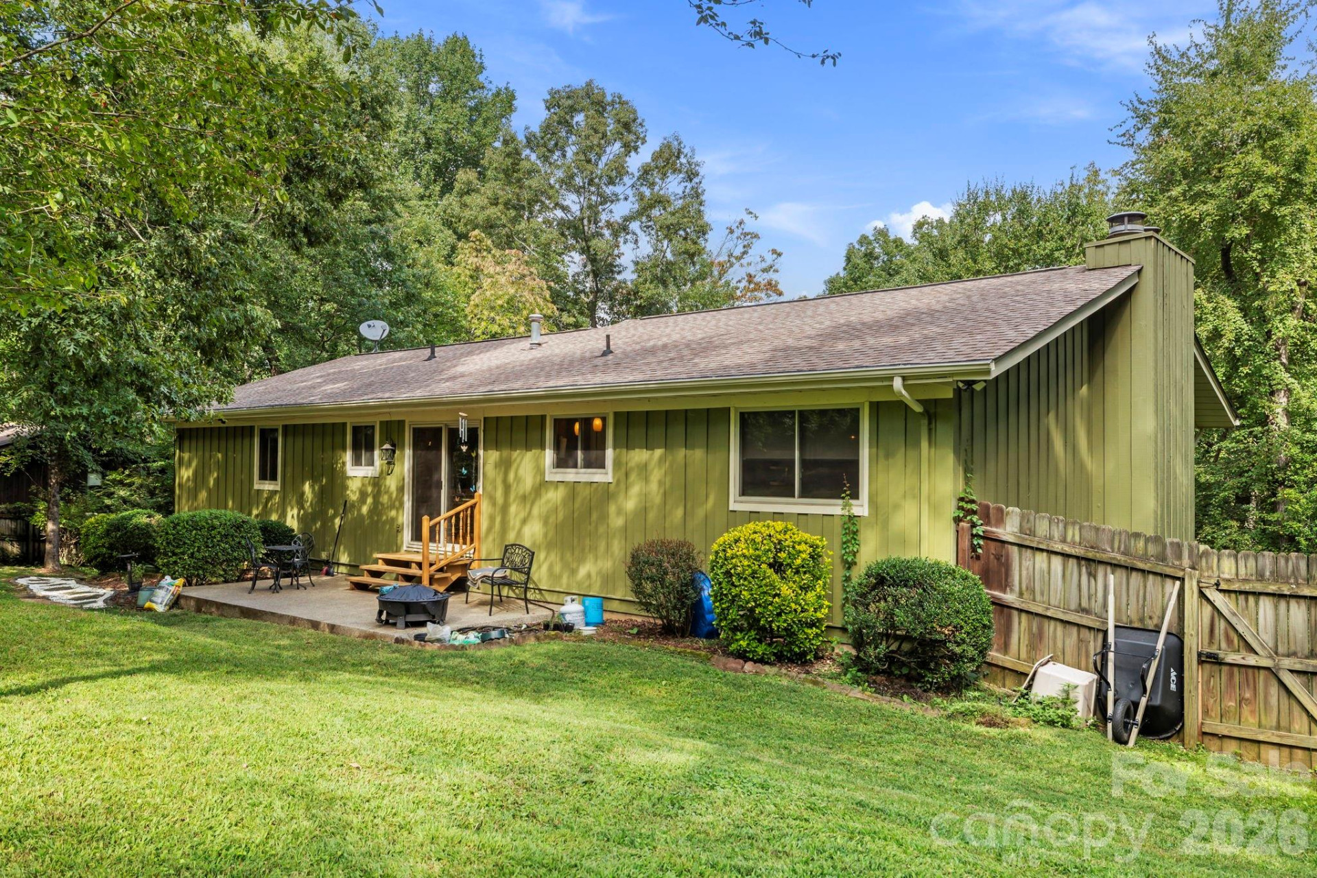 3017 Chestnut Tree Road - Photo 5