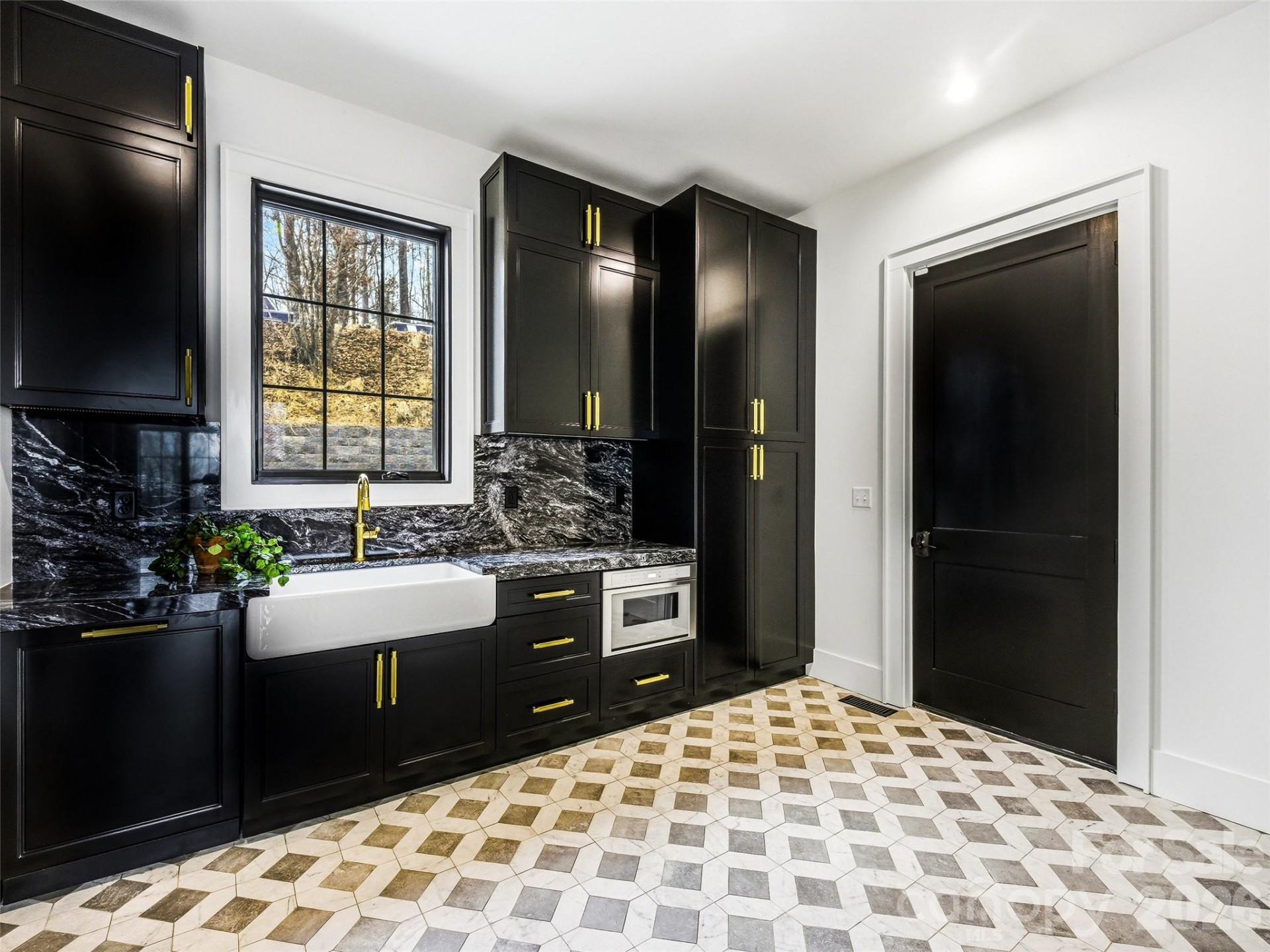 241 Tower Circle - Photo 18