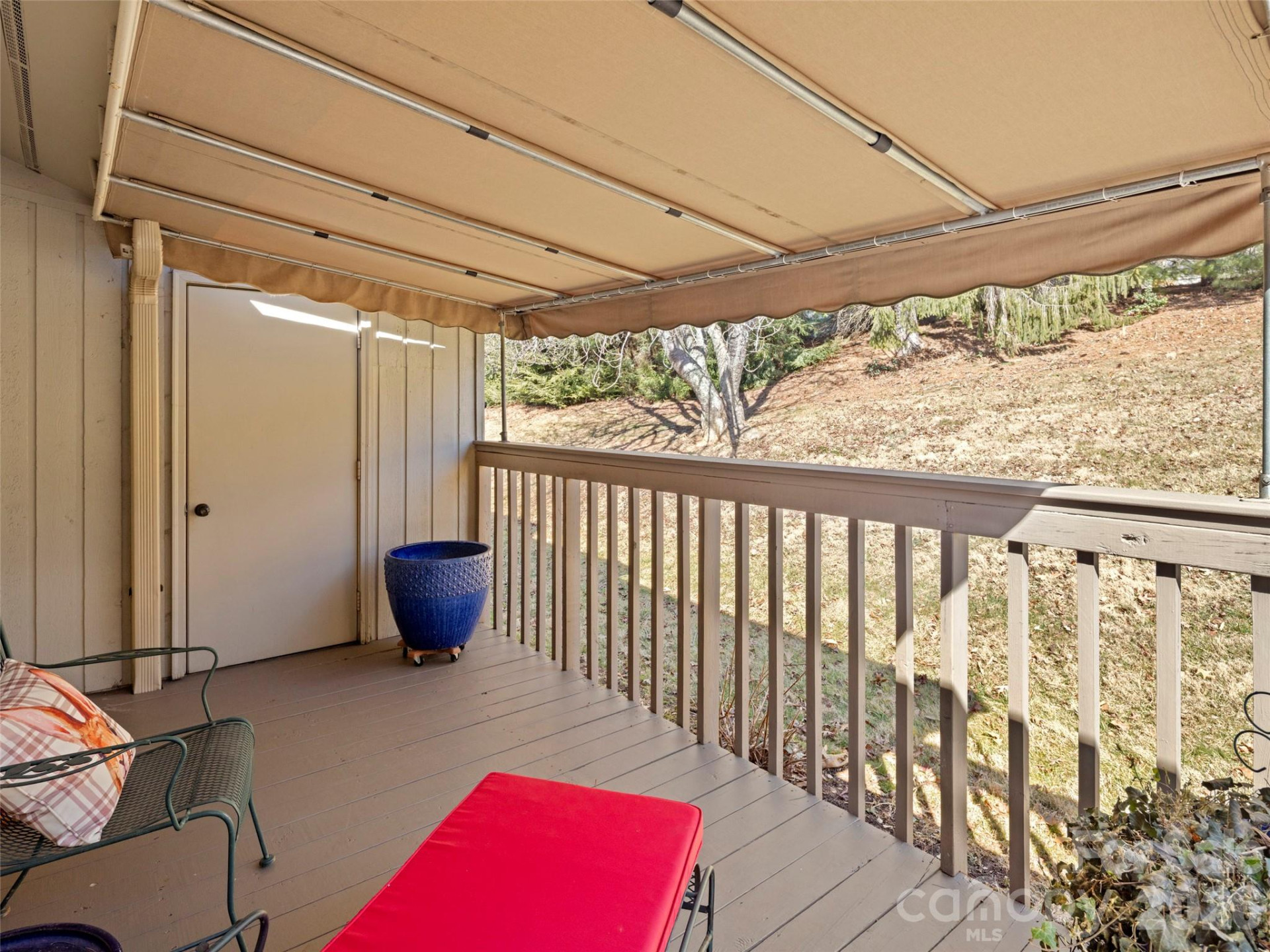 132 Deerlake Drive - Photo 17