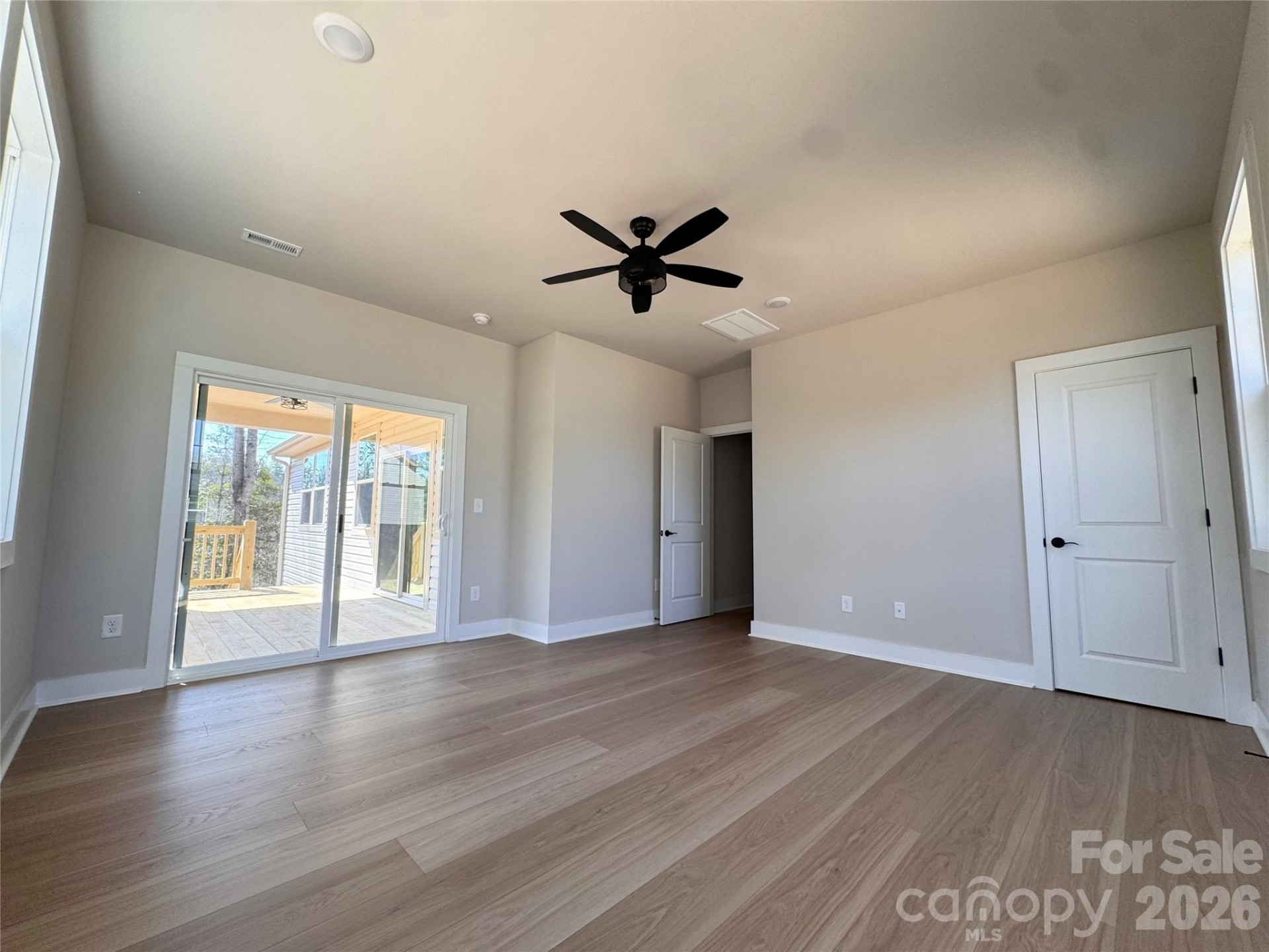 2422 Kimberly Avenue - Photo 14