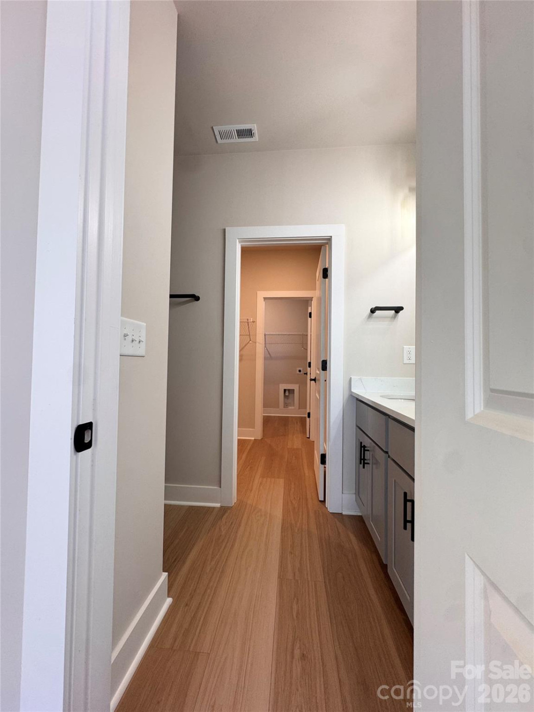 2422 Kimberly Avenue - Photo 29