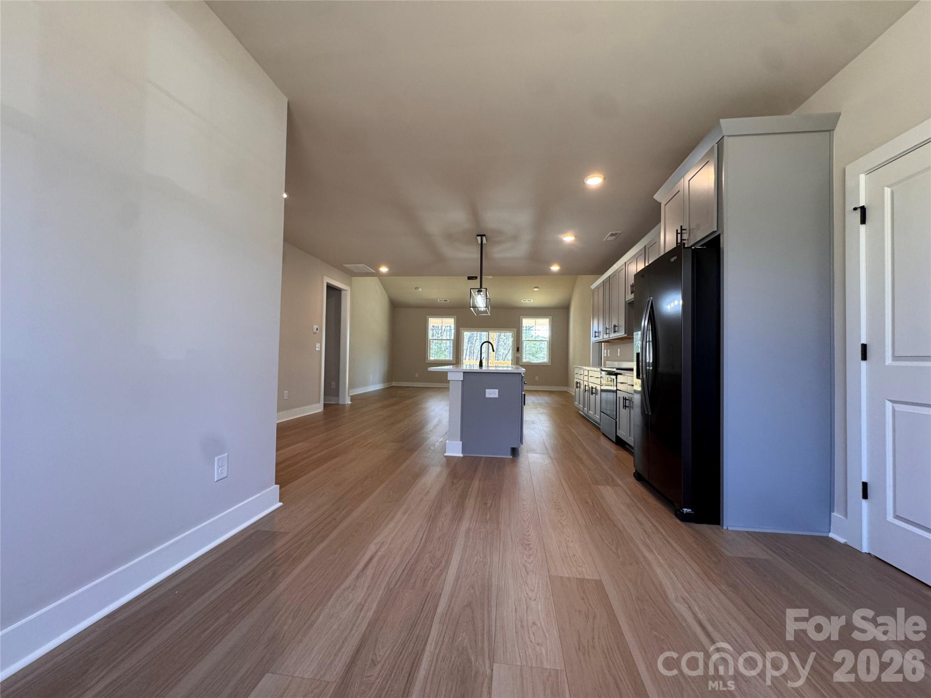 2422 Kimberly Avenue - Photo 7