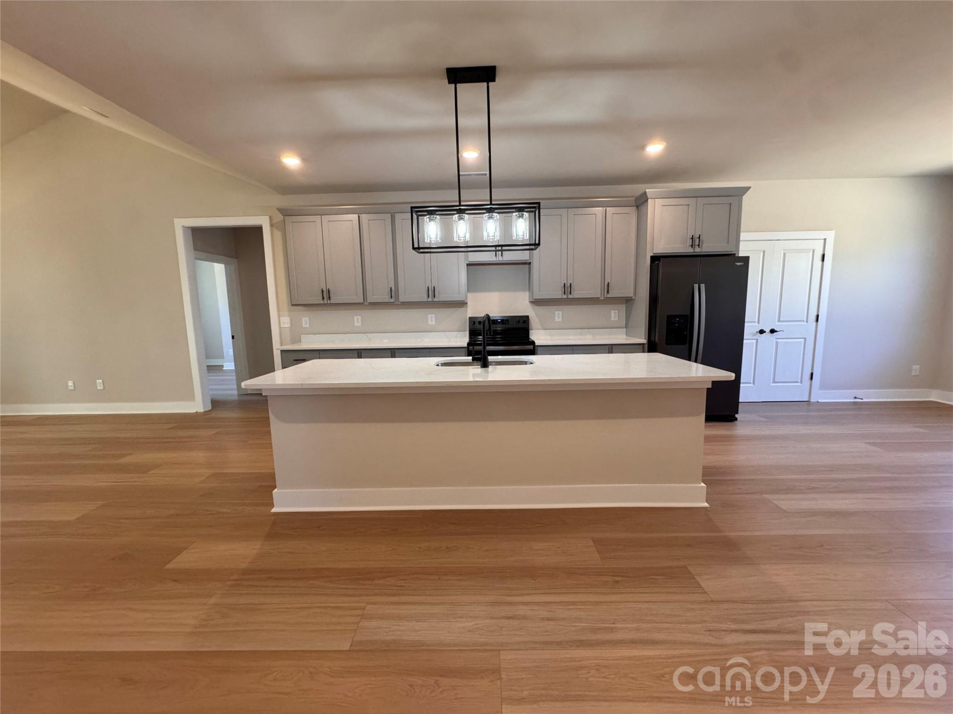 2422 Kimberly Avenue - Photo 8