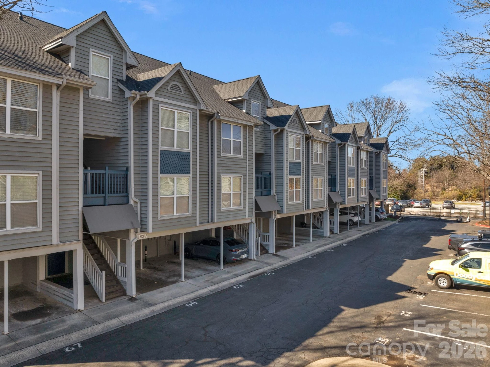 513 N Graham Street #2E