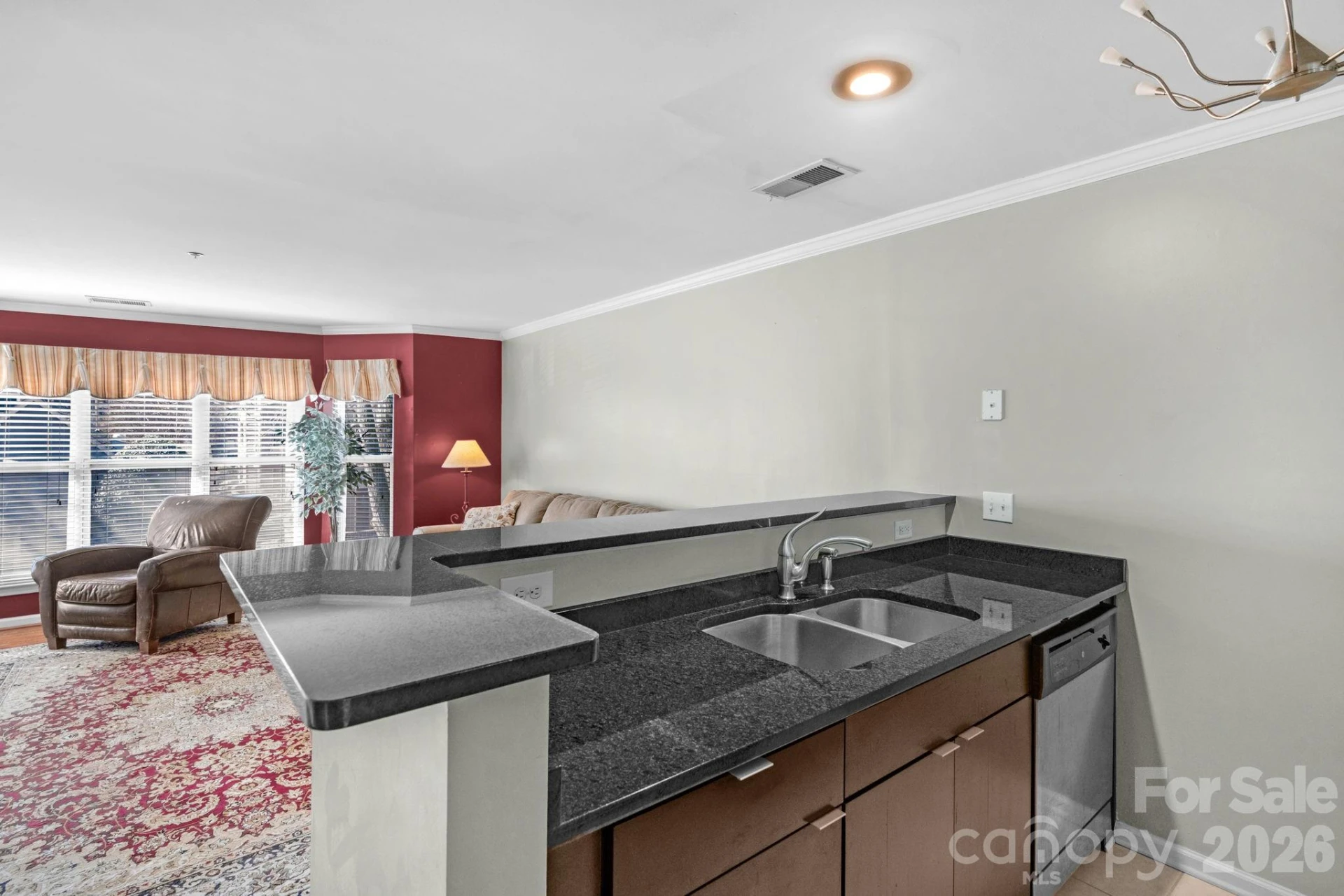 513 N Graham Street #2E - Photo 3