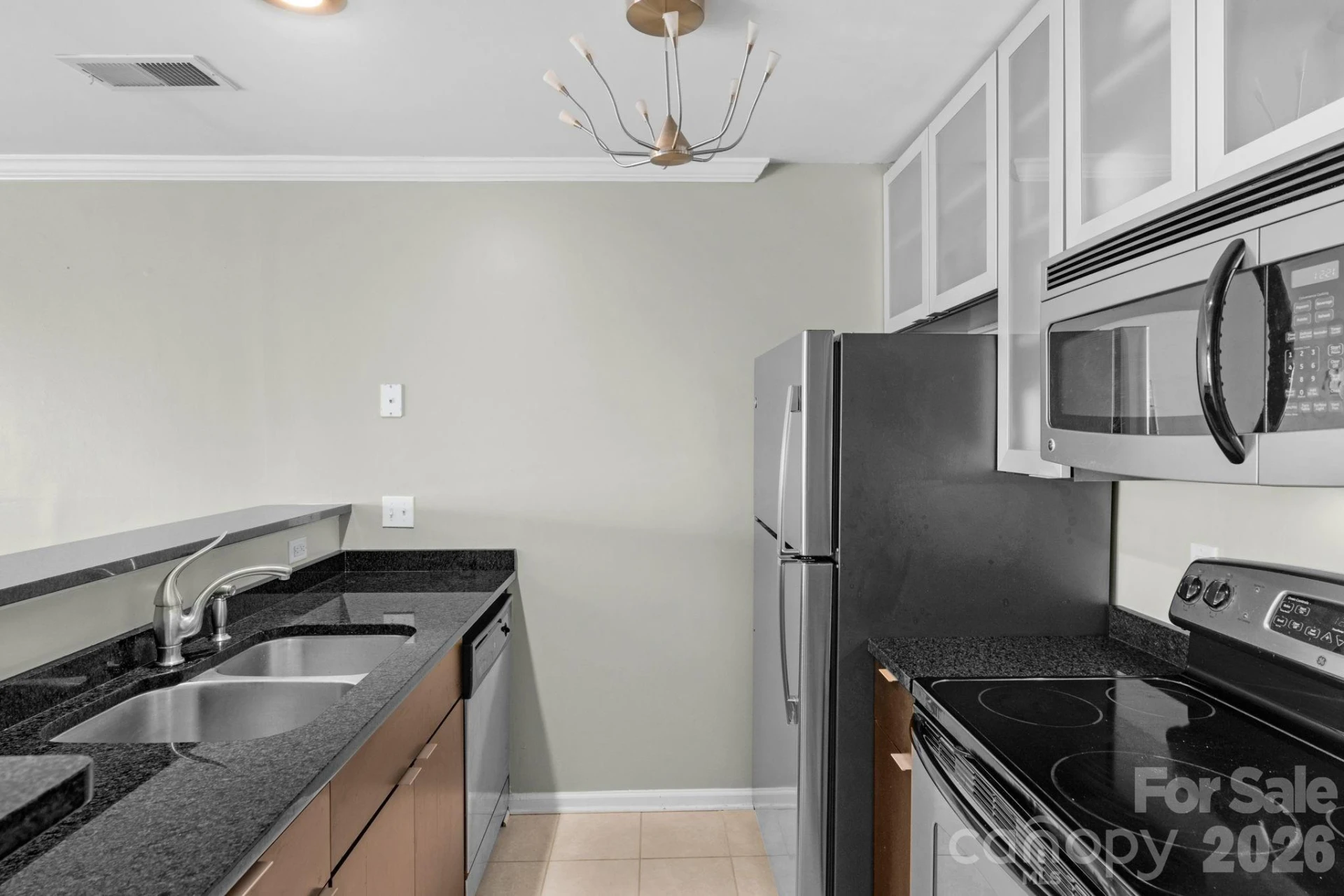 513 N Graham Street #2E - Photo 7