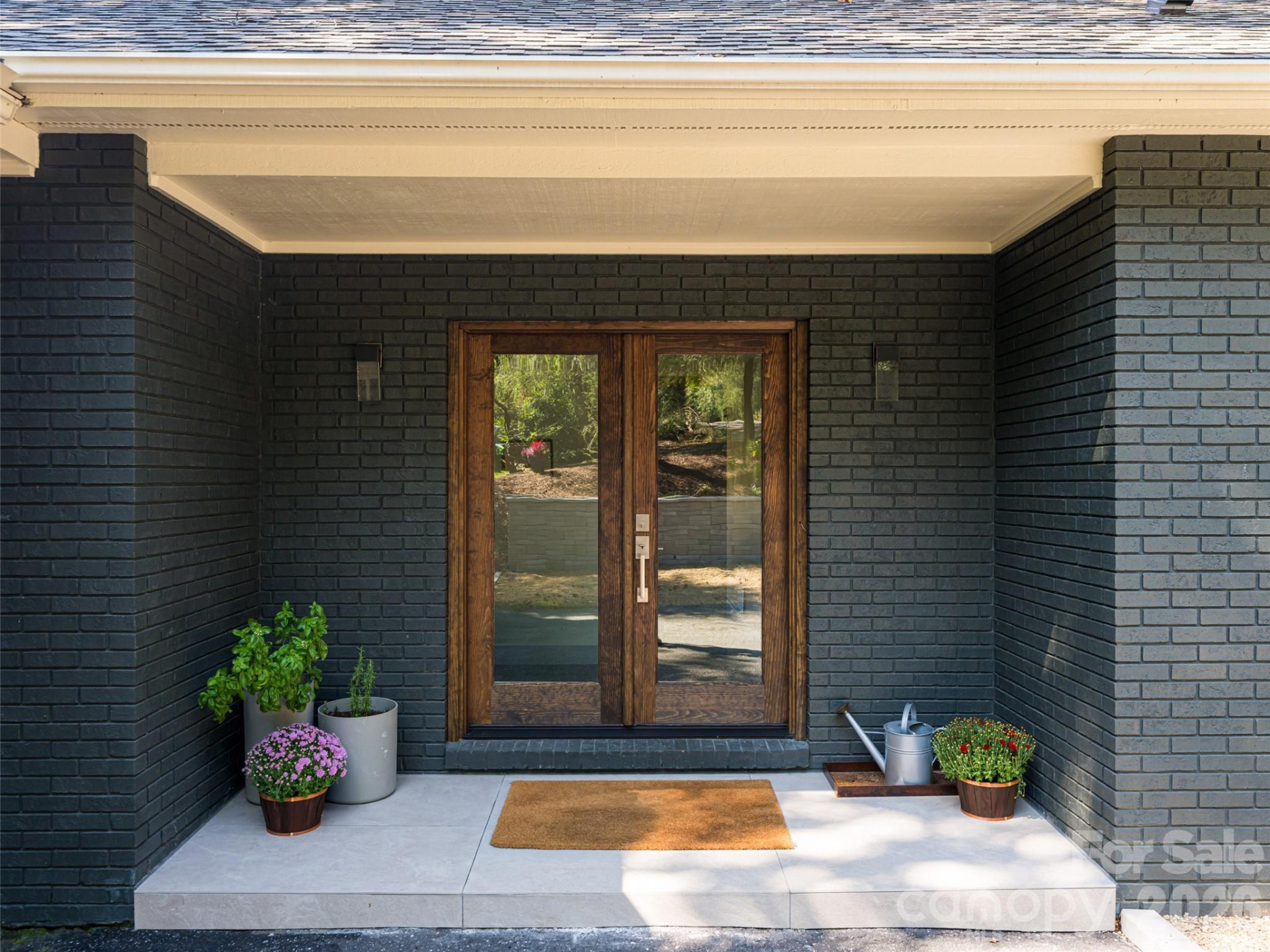 17 Beaverdam Court - Photo 2