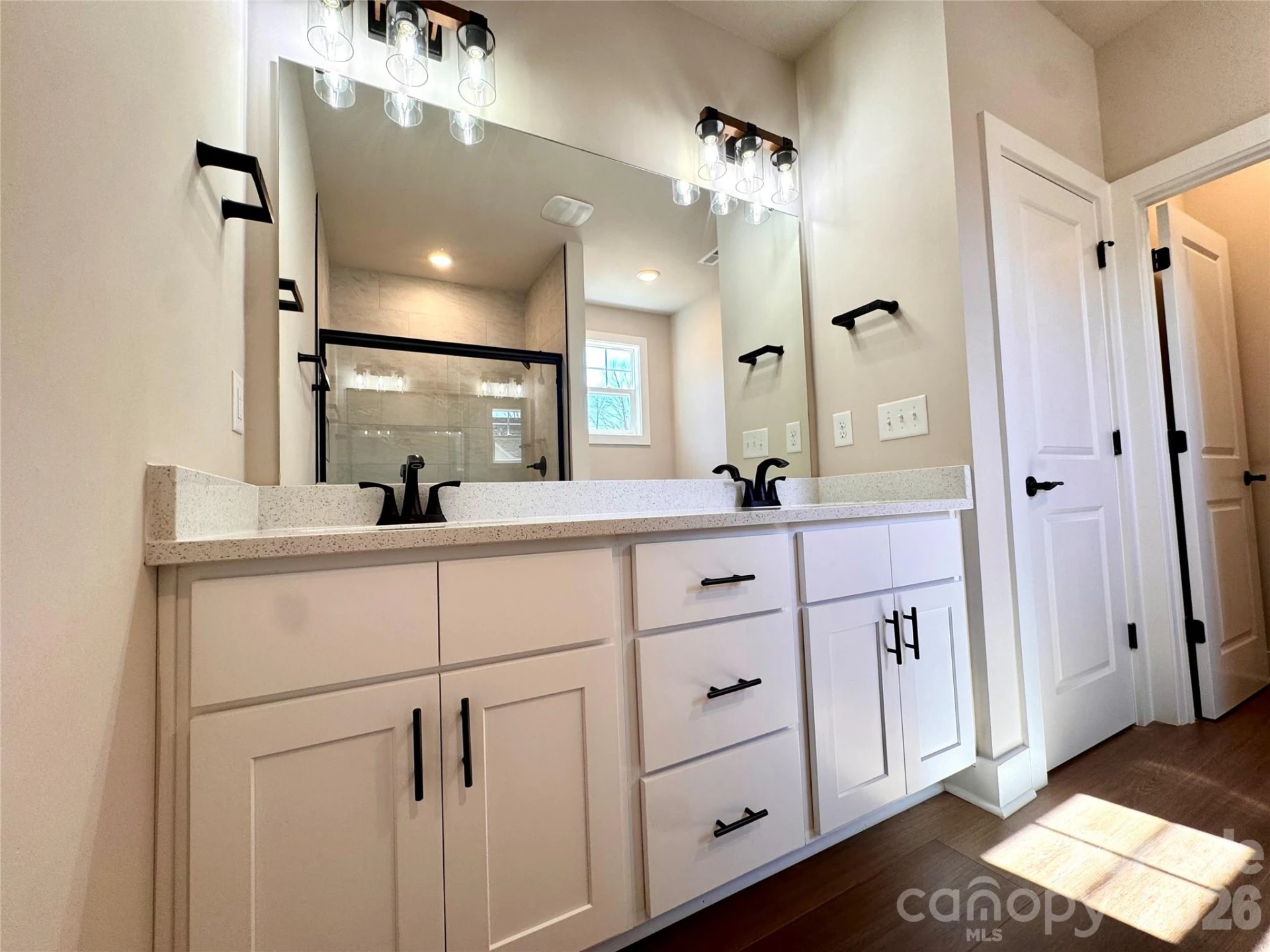 2426 Kimberly Avenue - Photo 11