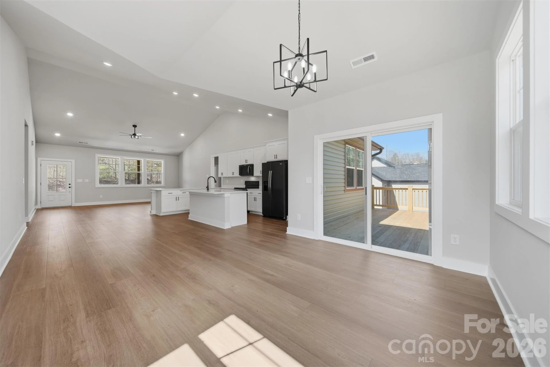 2426 Kimberly Avenue - Photo 38