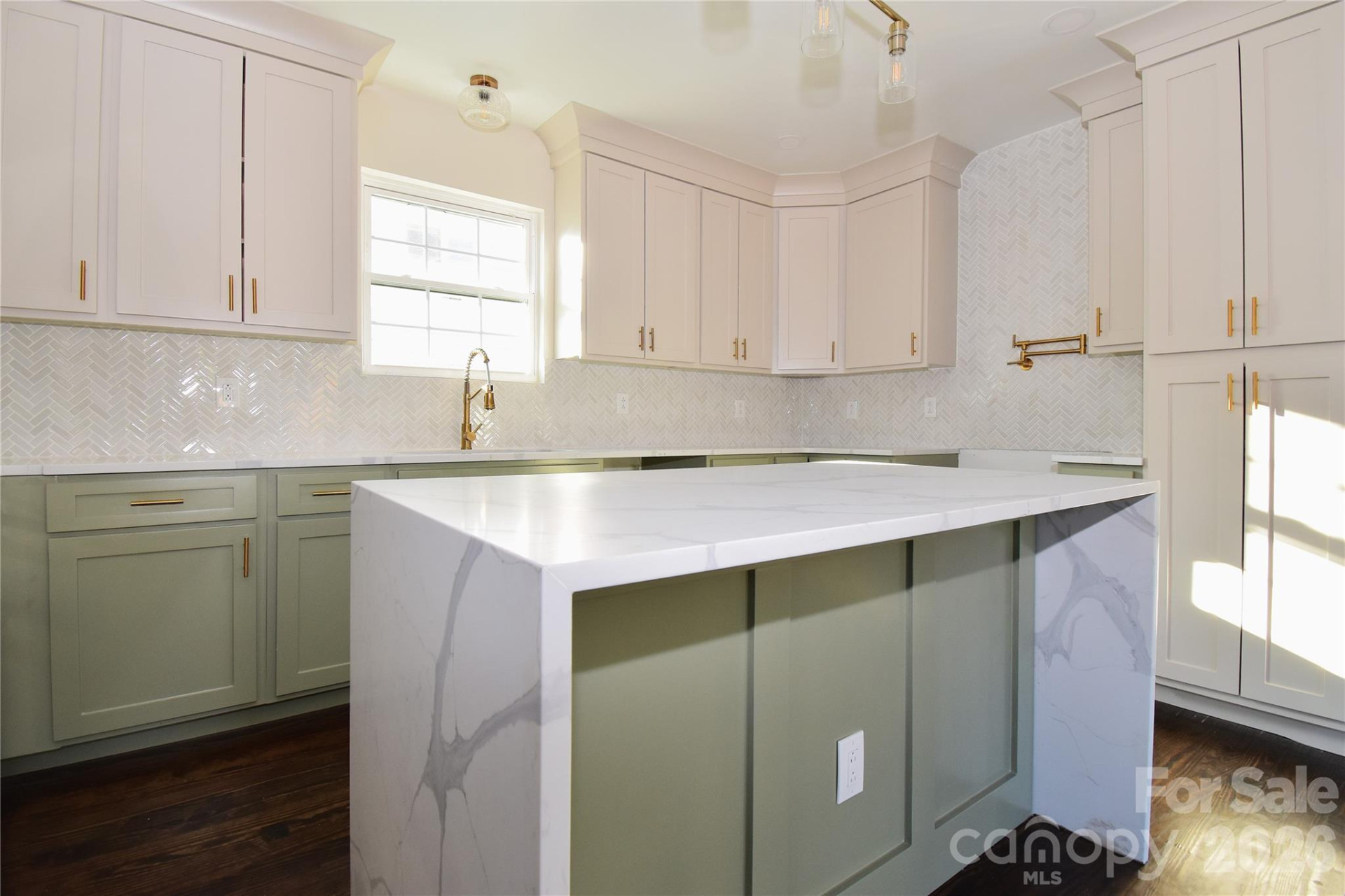 131 Woodrow Avenue - Photo 11
