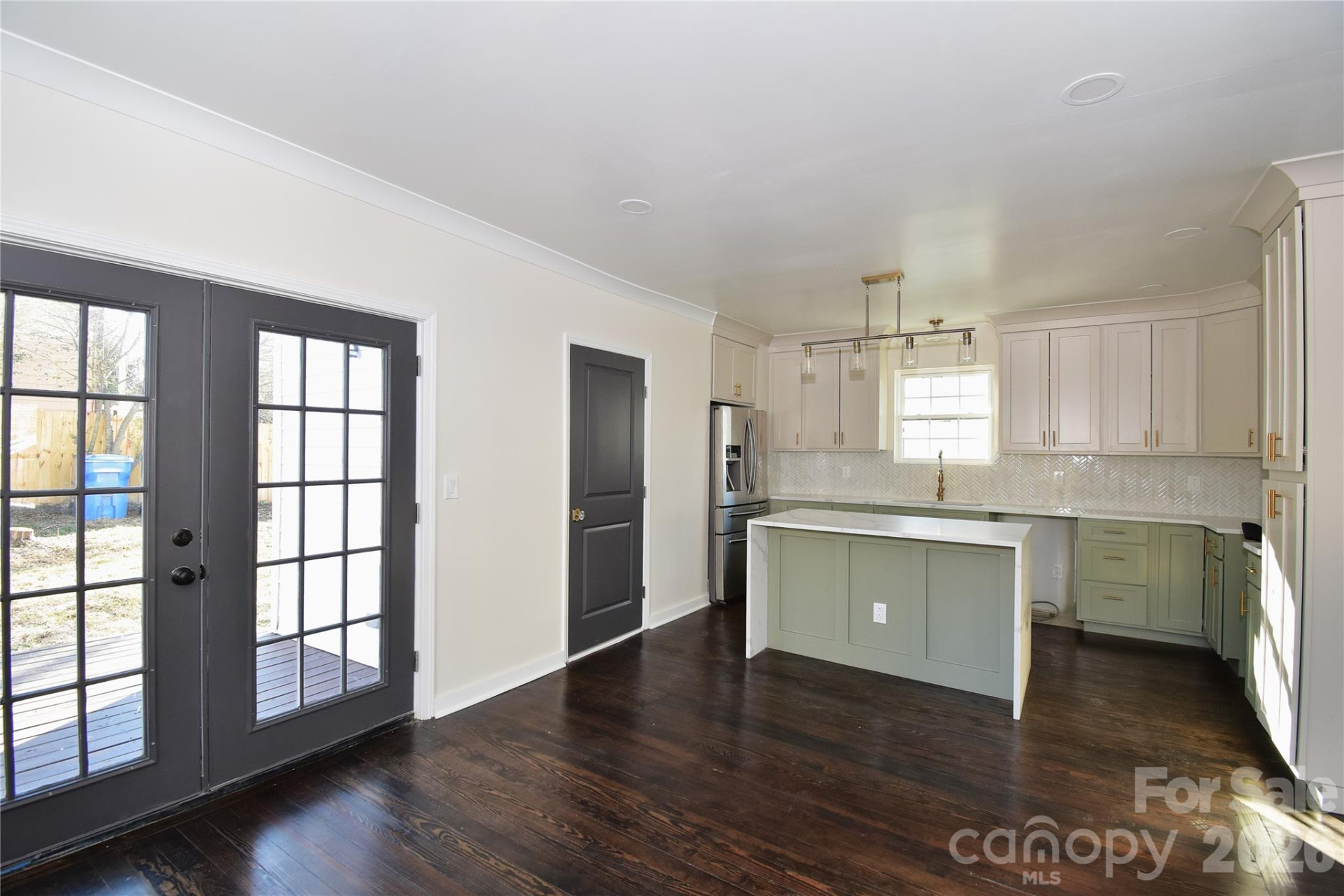 131 Woodrow Avenue - Photo 13