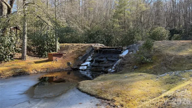 207 Receptive Drive, Glenville, NC, 28736