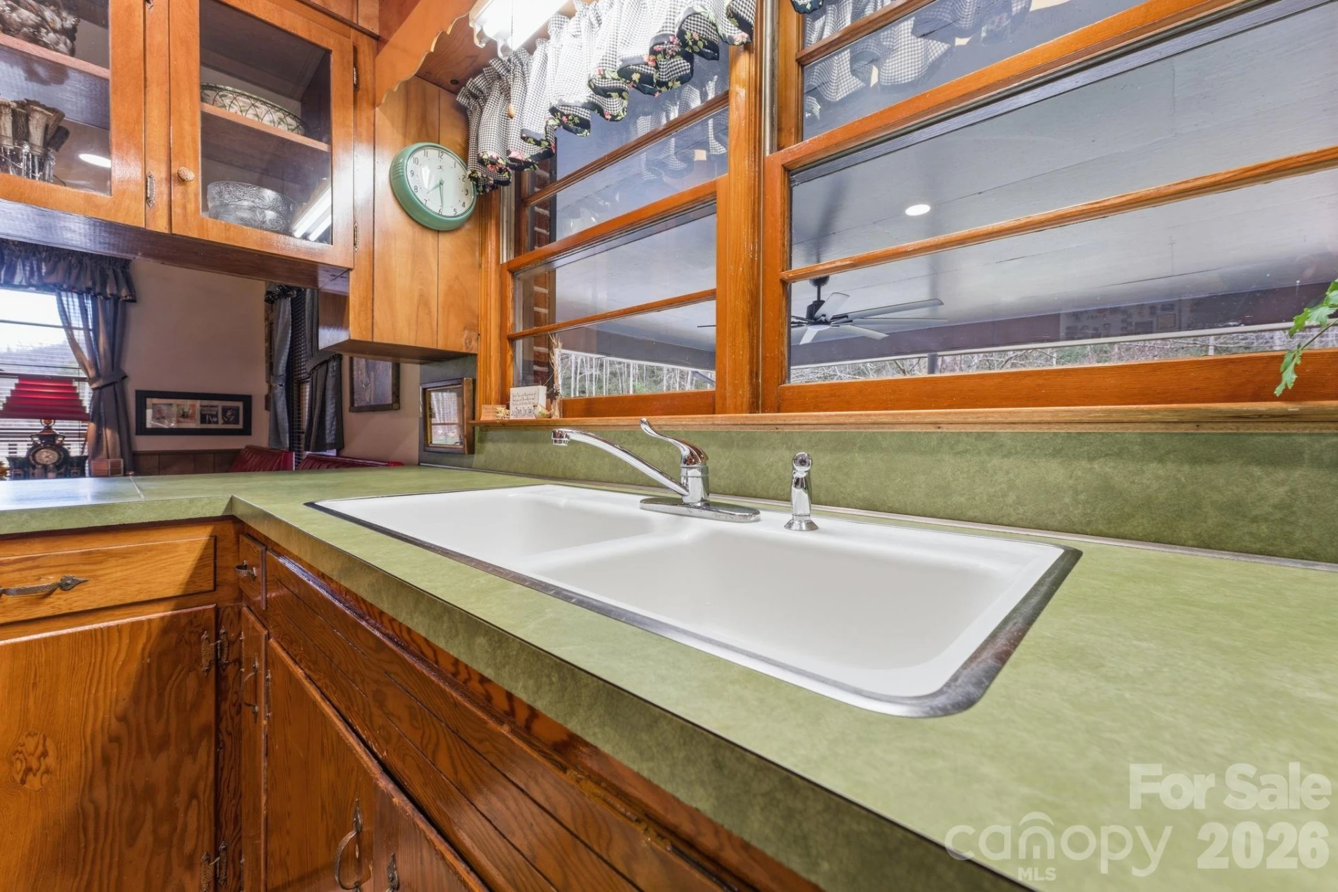 504 Greens Creek Road - Photo 12