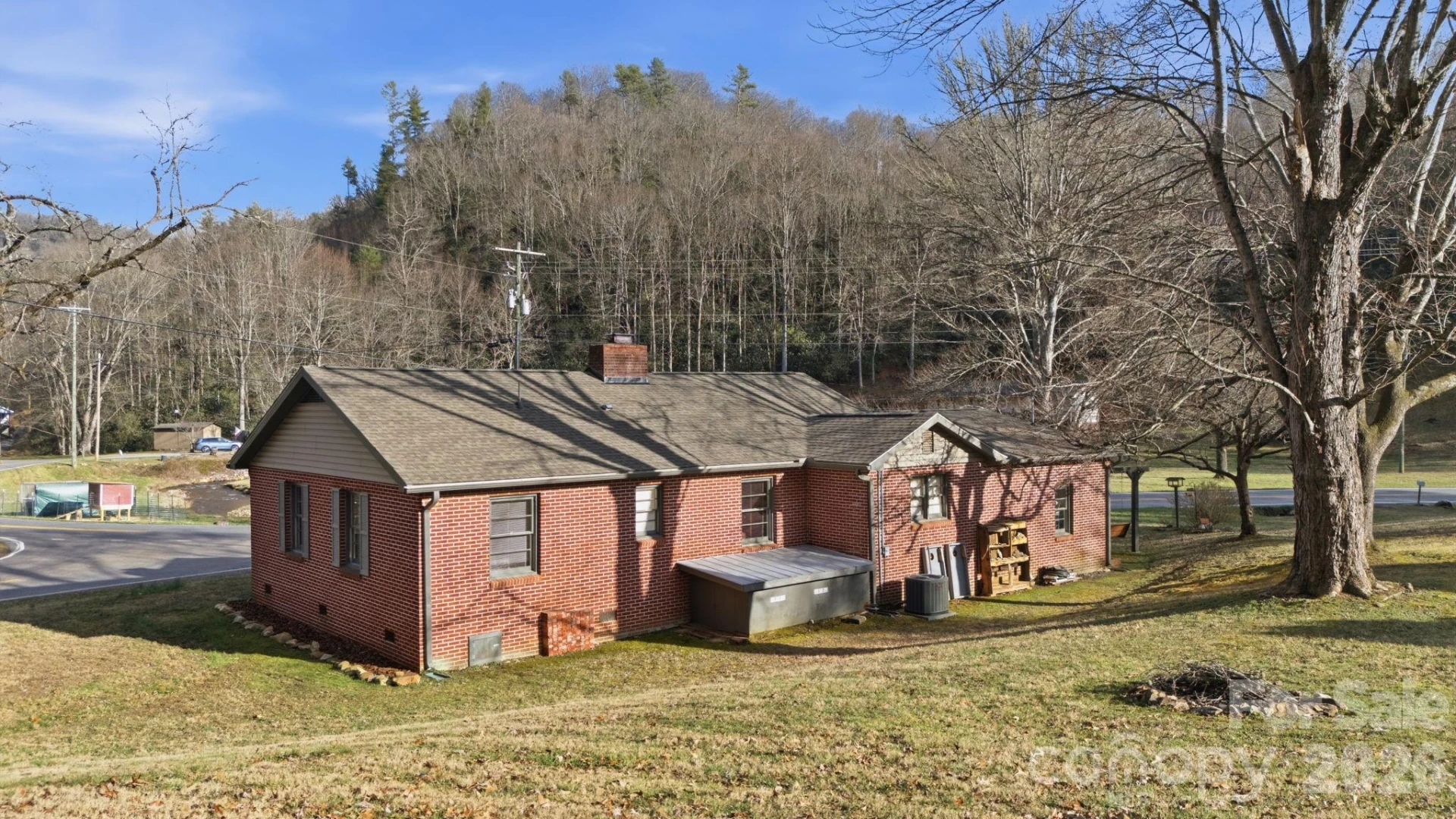 504 Greens Creek Road - Photo 3