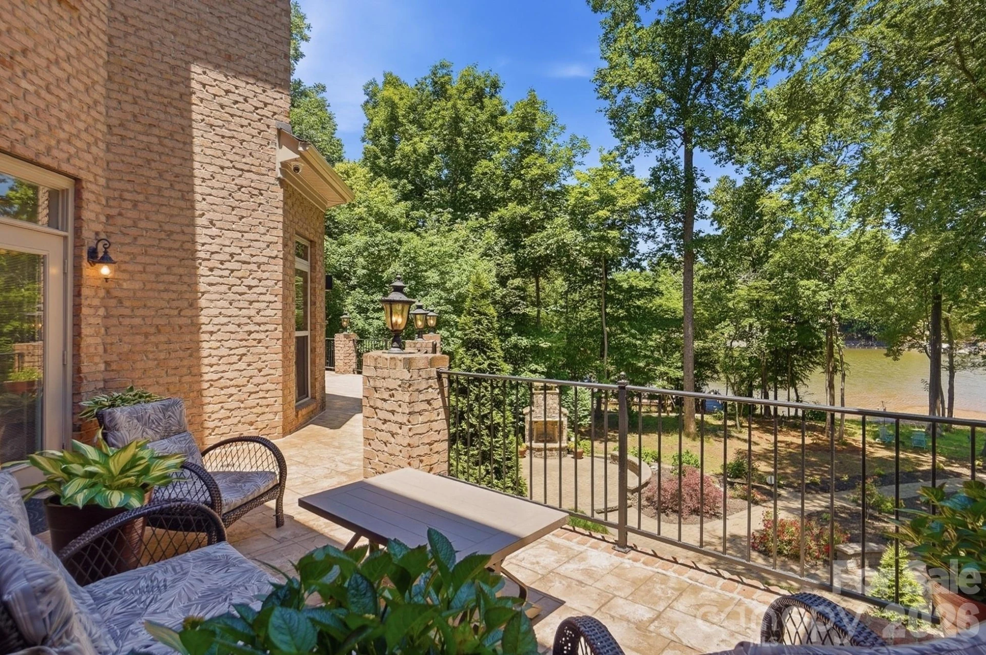 932 Thorn Ridge Lane - Photo 36