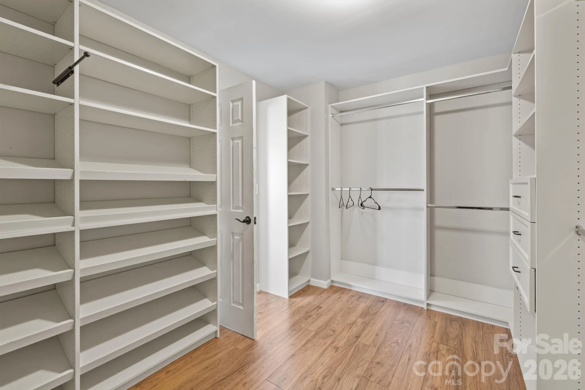 6226 Hermsley Road - Photo 34