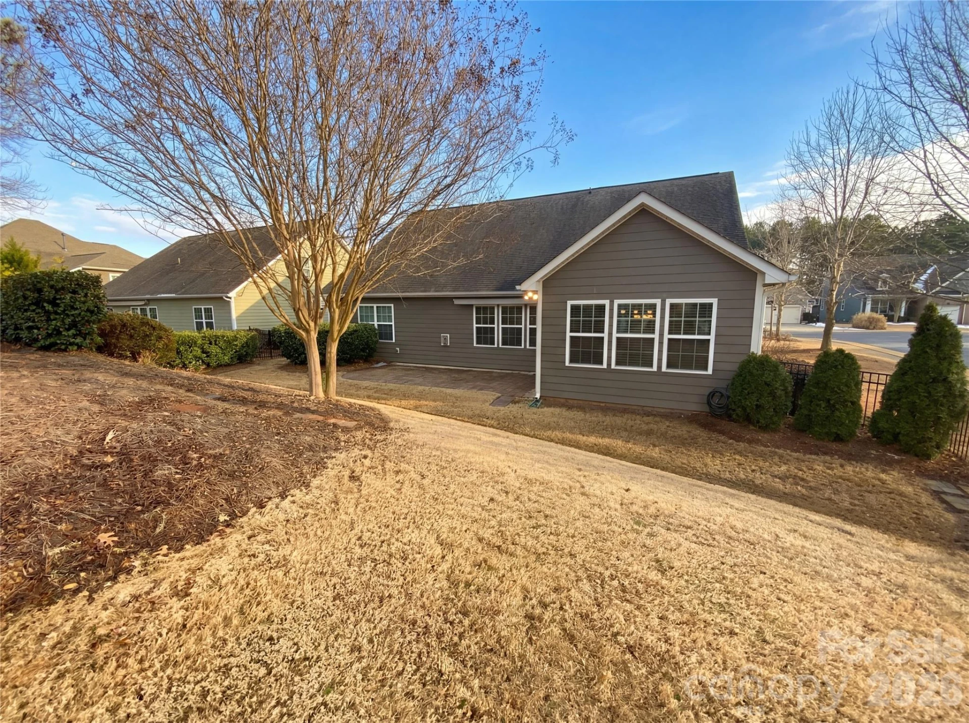 200 Sweet Briar Drive - Photo 14
