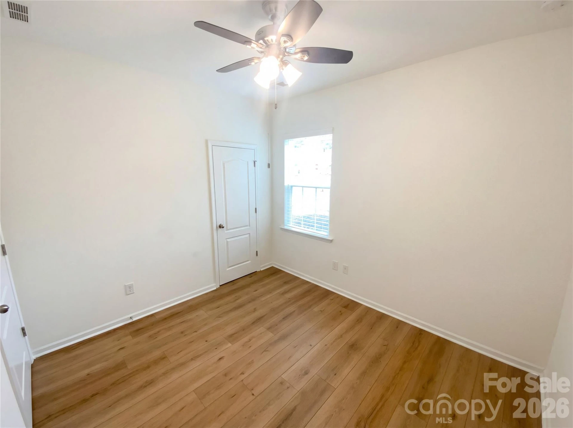 200 Sweet Briar Drive - Photo 9