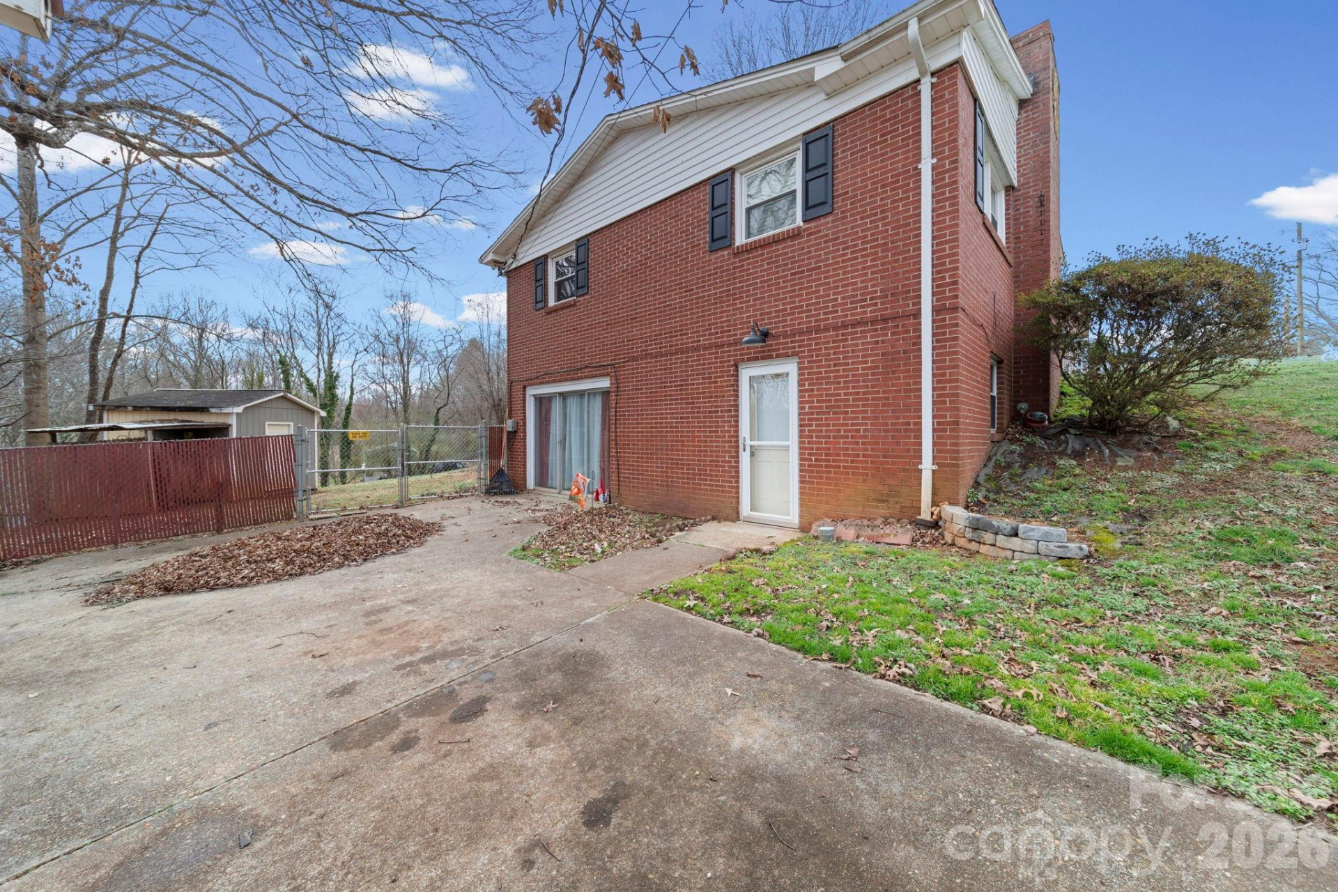 116 Hilltop Avenue - Photo 3