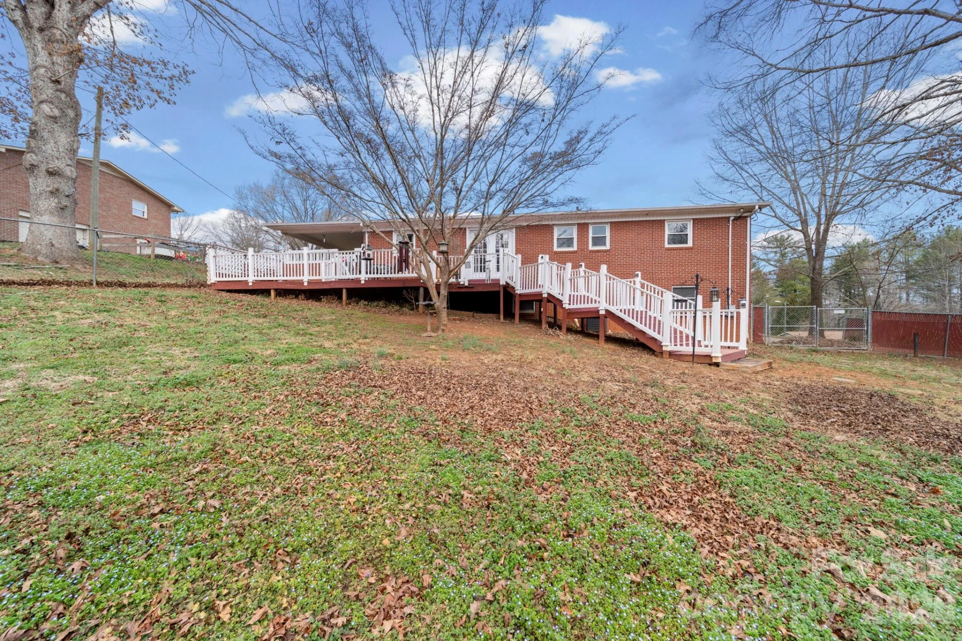 116 Hilltop Avenue - Photo 5