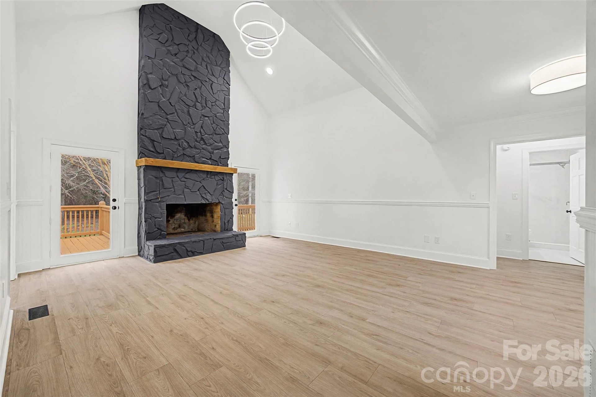 4912 York Highway - Photo 4