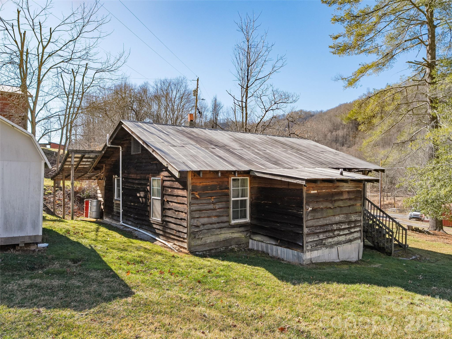 186 Creekmont Drive - Photo 17