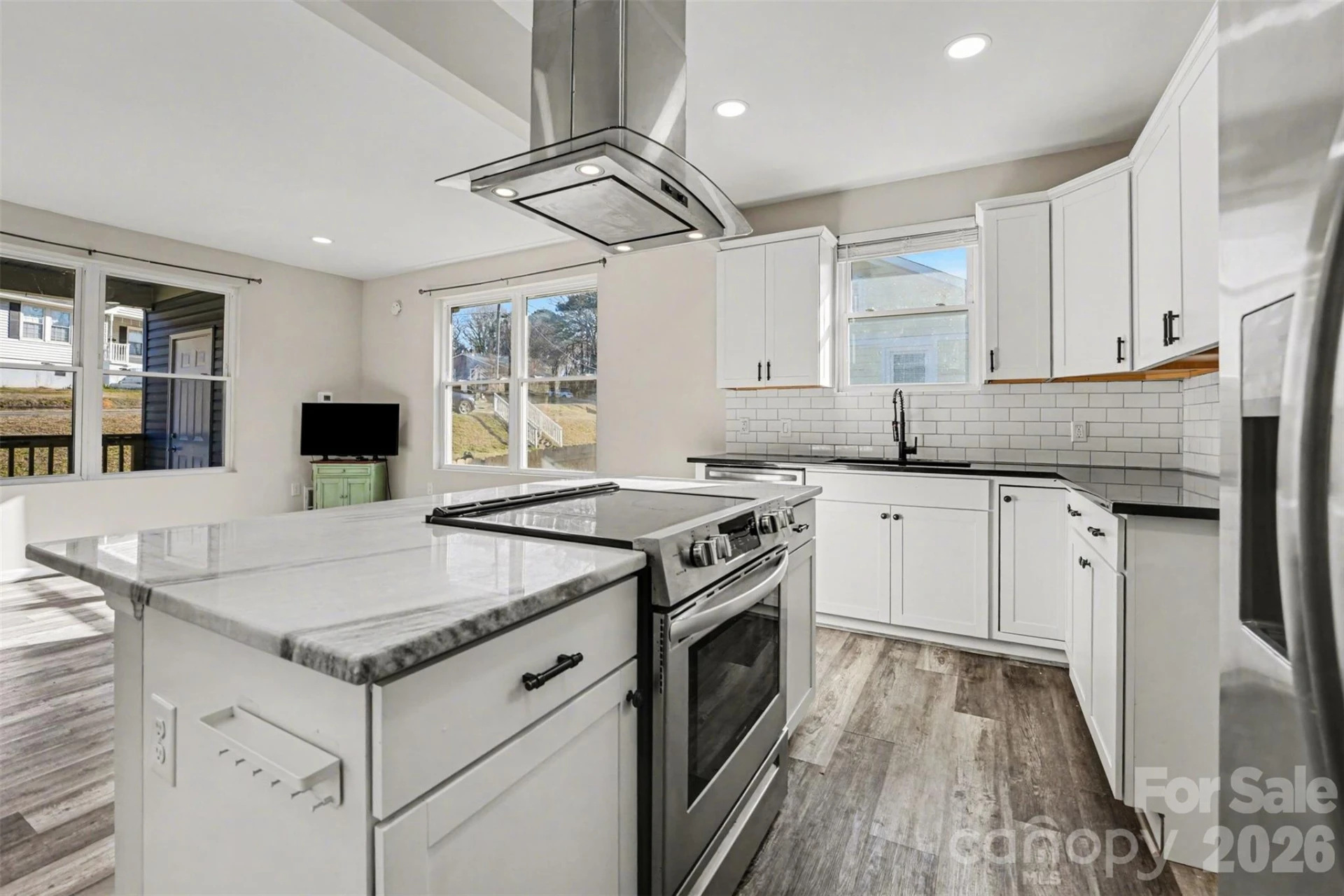 905 6th Avenue B Avenue - Photo 7