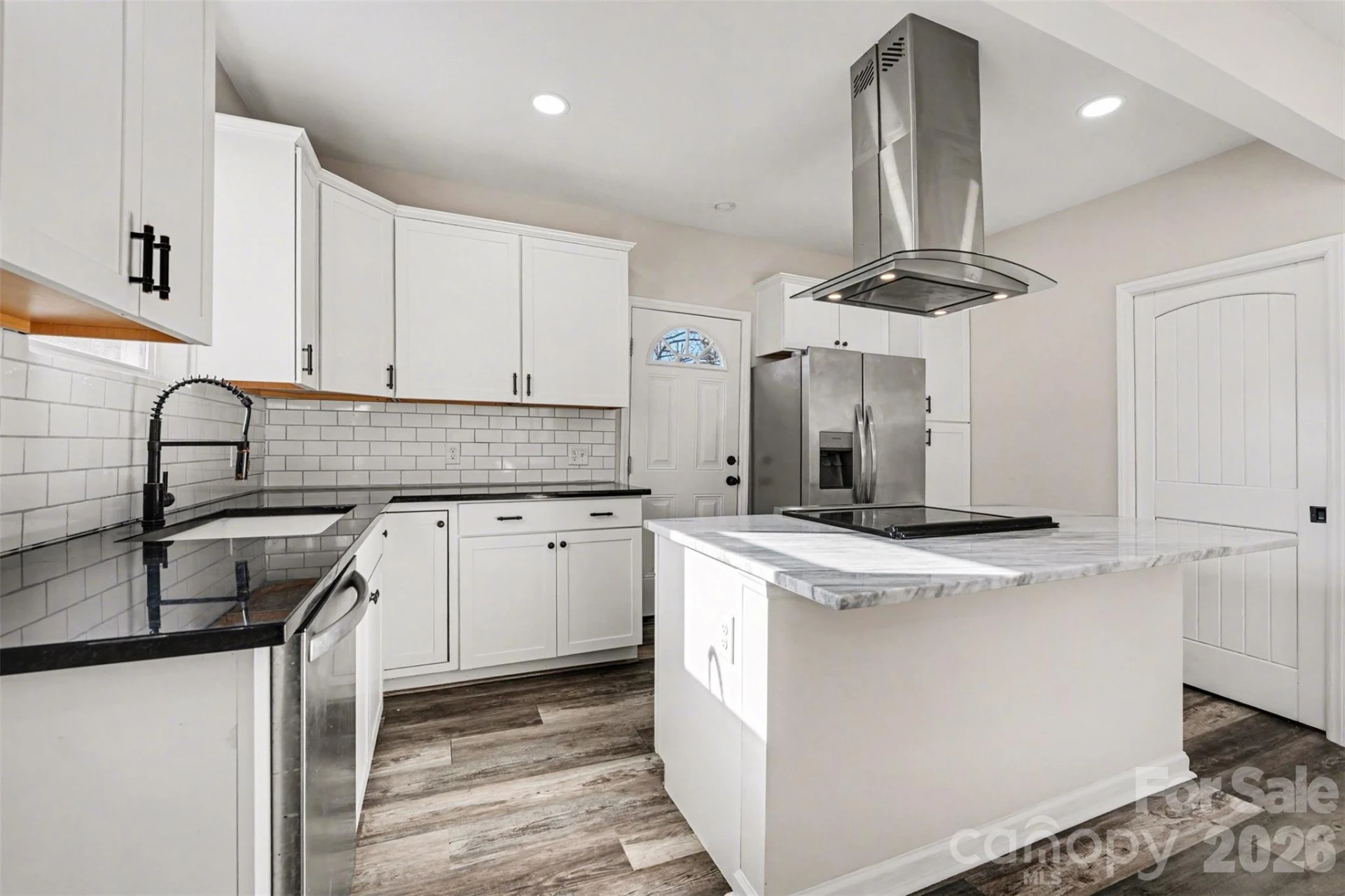 905 6th Avenue B Avenue - Photo 8