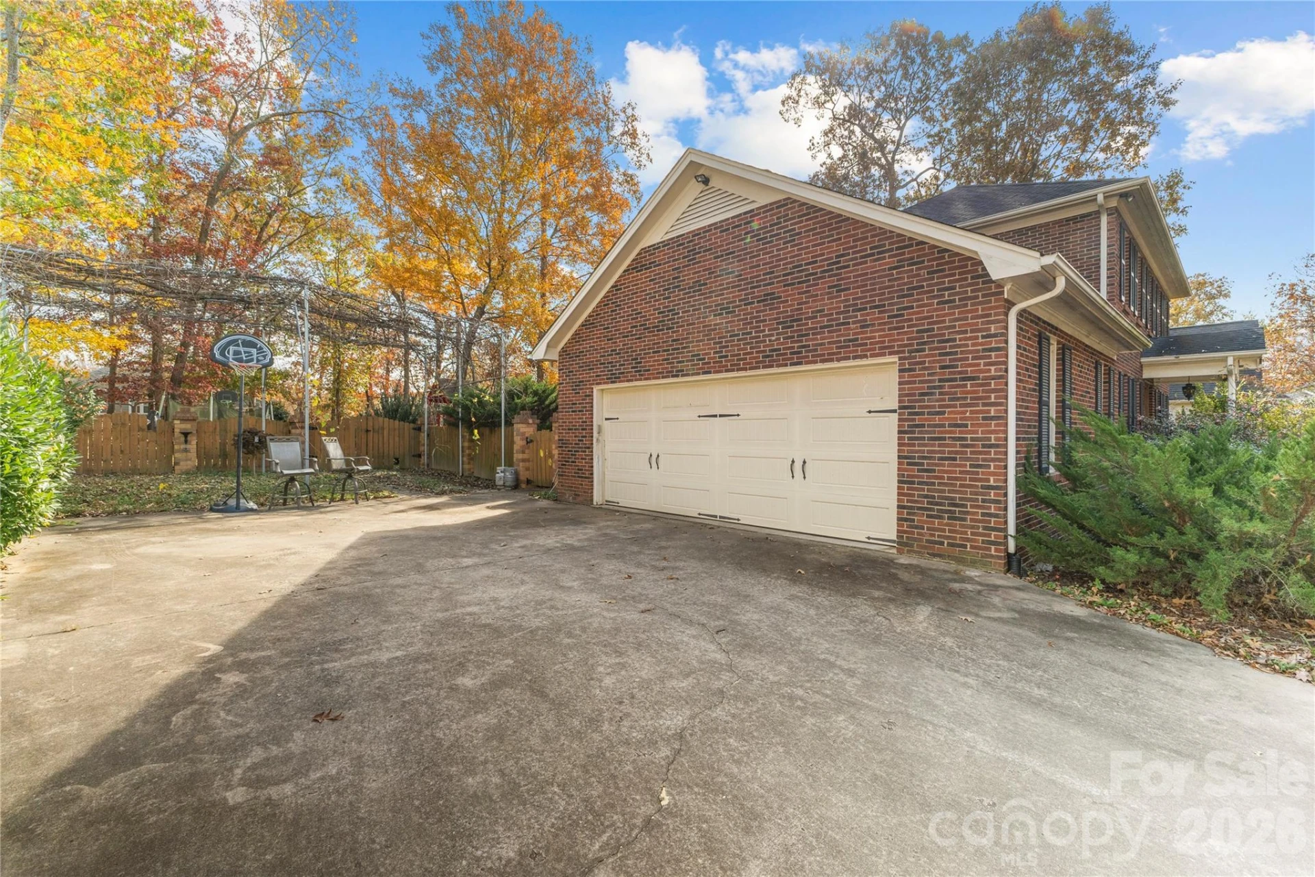 5020 Scaleybark Court - Photo 31