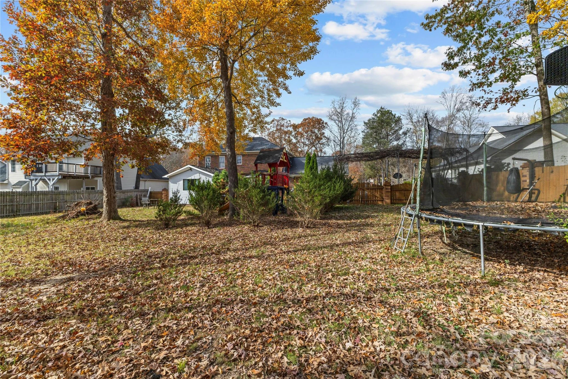 5020 Scaleybark Court - Photo 39