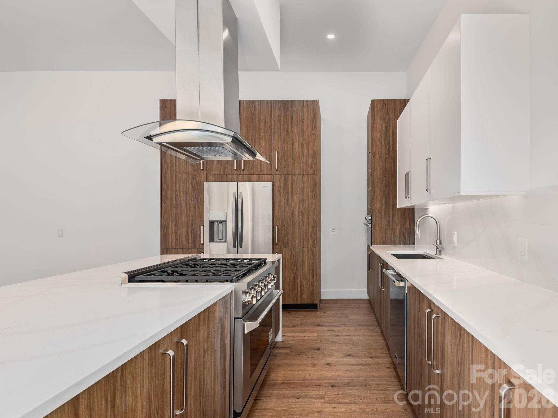 200 Manchester Way - Photo 6