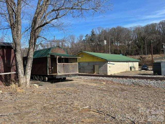 704 Riverside Drive - Photo 13
