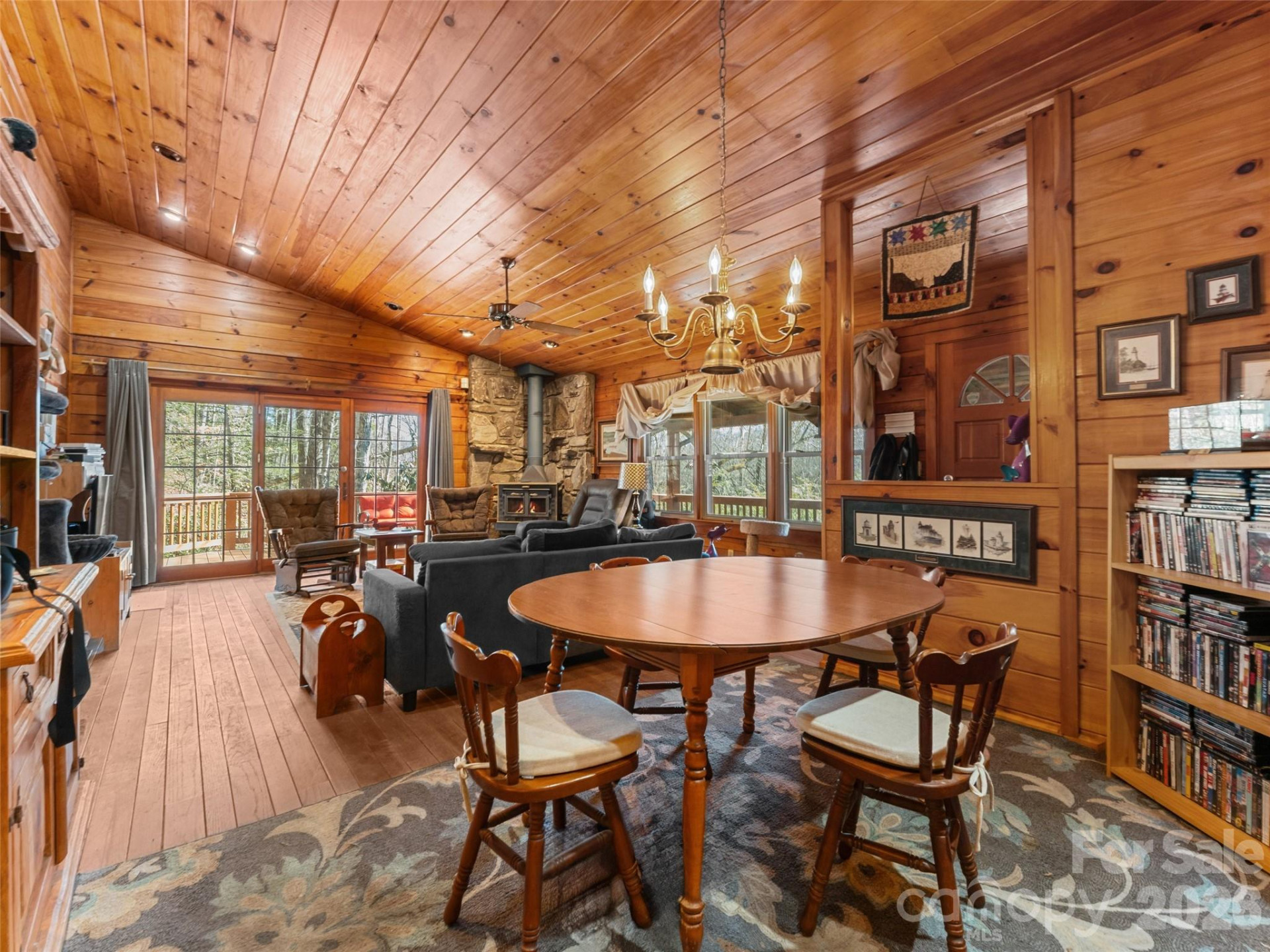 250 Creekside Drive - Photo 9