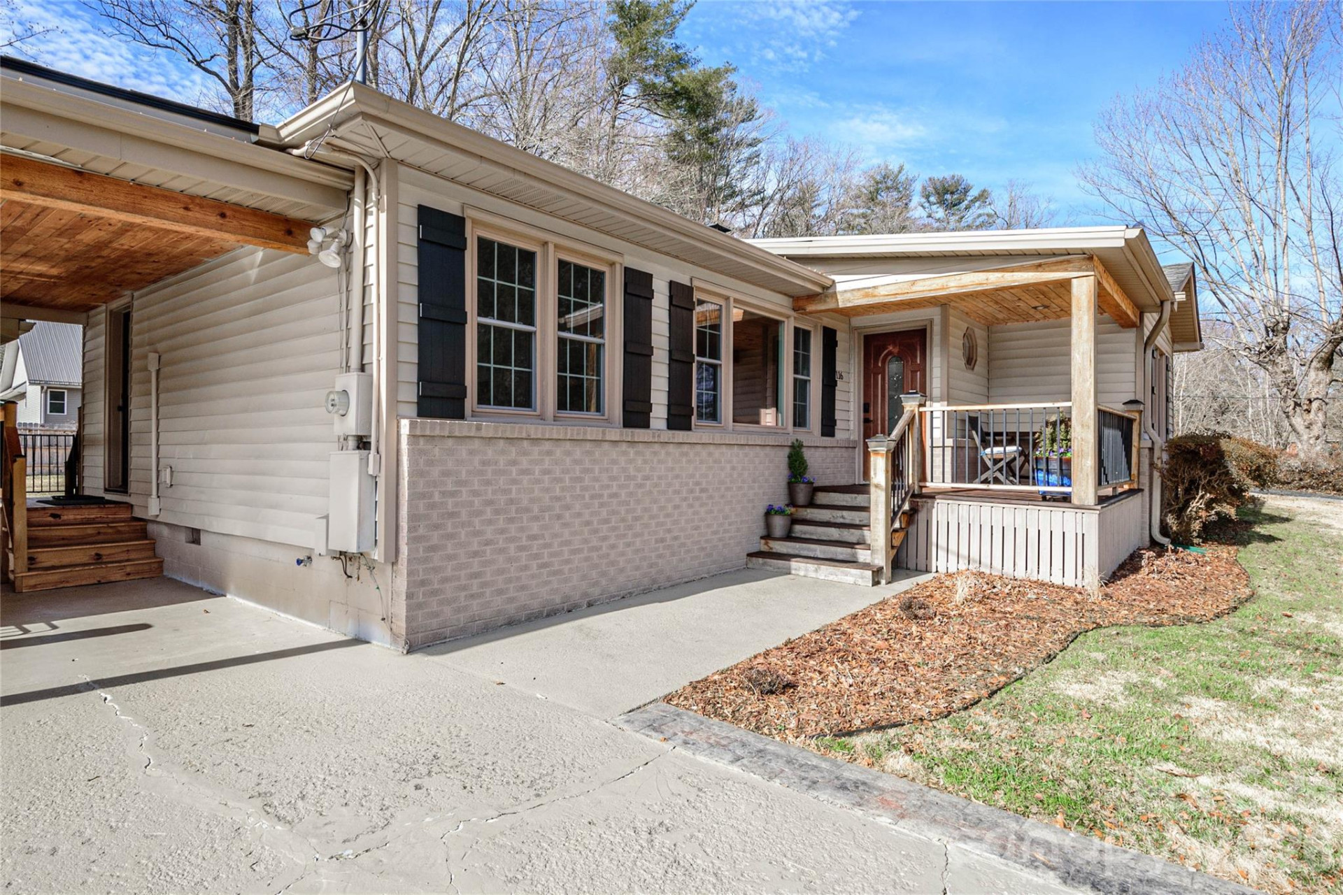 116 Thornbird Avenue - Photo 3