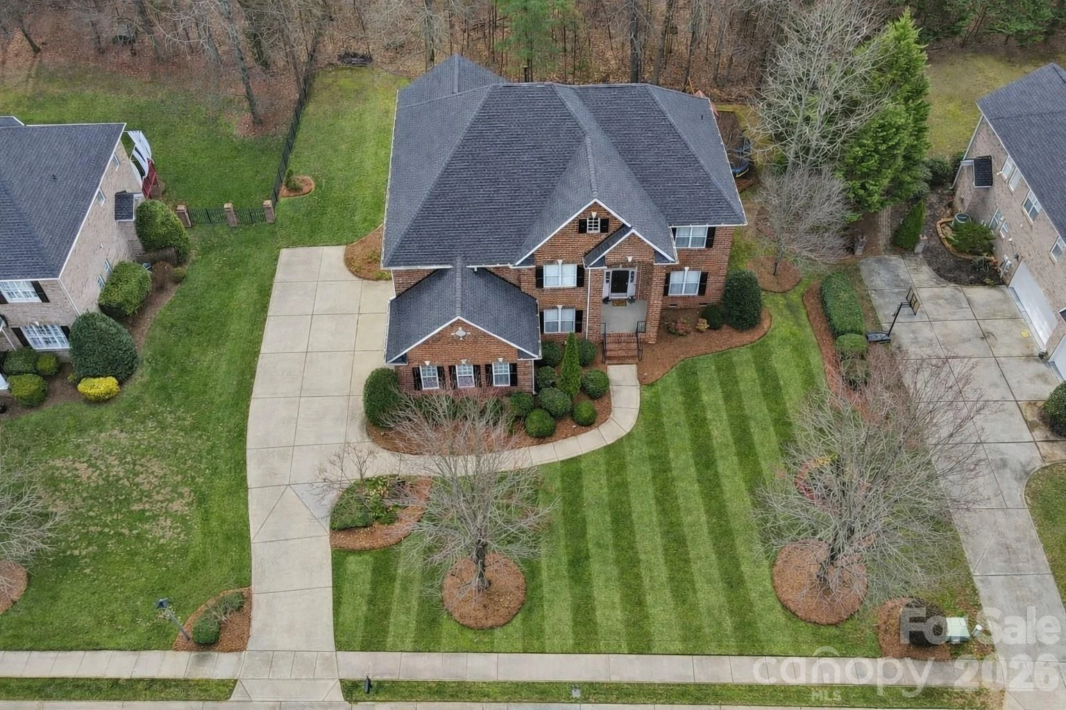 905 Patricians Lane - Photo 3