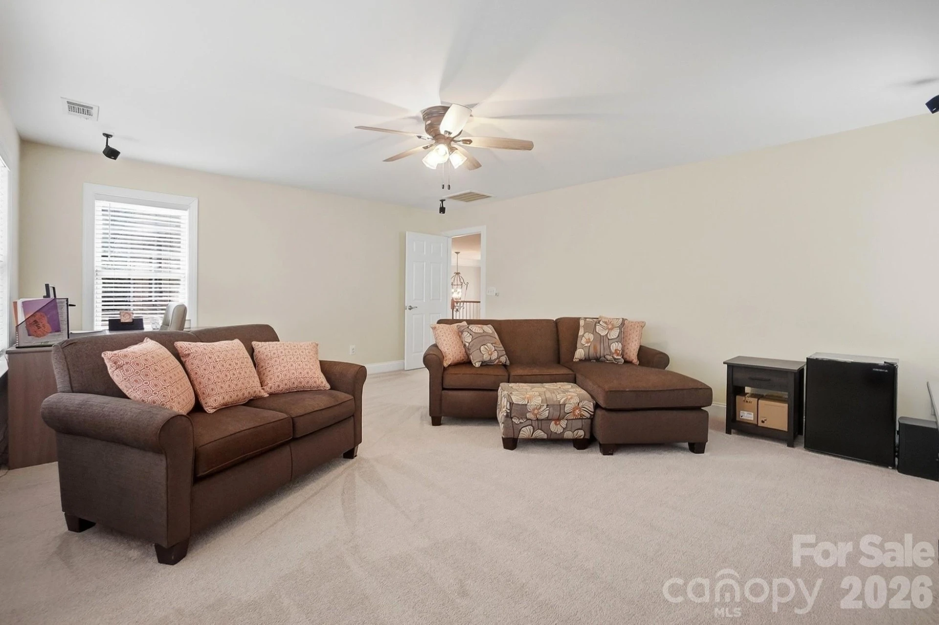 905 Patricians Lane - Photo 40