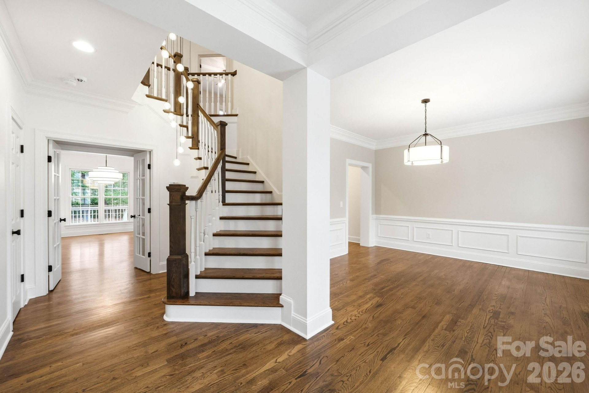 1006 Columbine Road - Photo 2