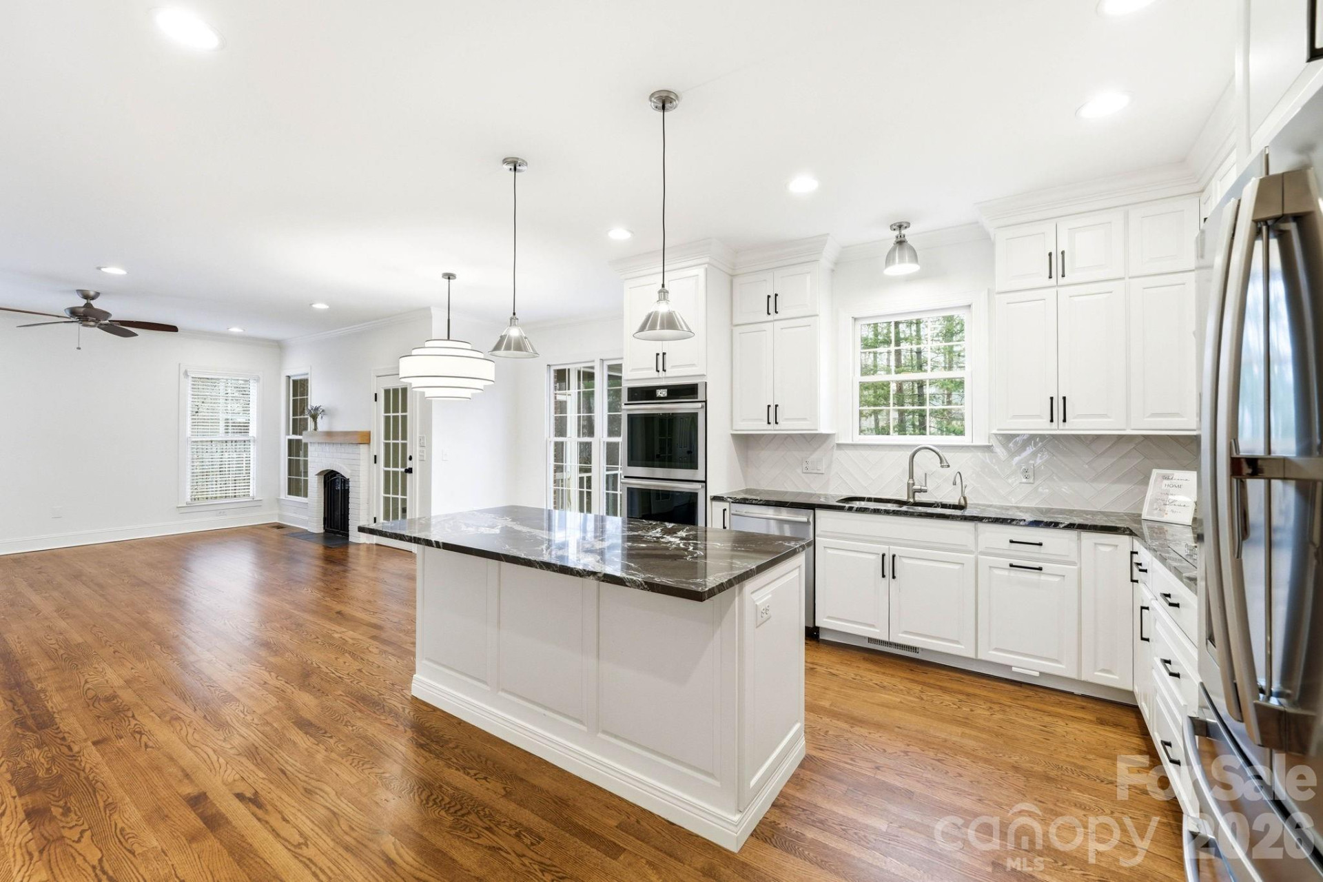 1006 Columbine Road - Photo 6
