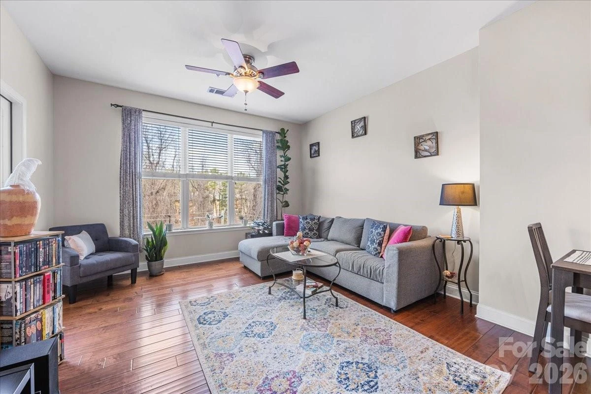 1000 Woodlawn Road #311 - Photo 7
