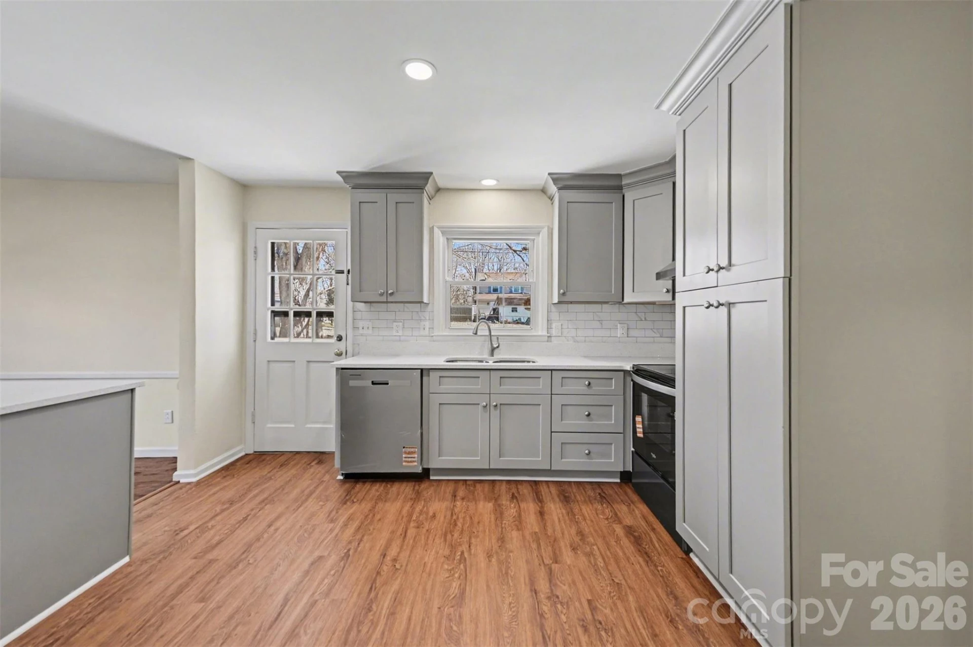 1140 Fieldstone Road - Photo 9